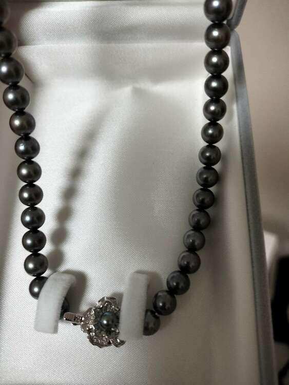 黒真珠のネックレス（宝石）の商品画像 - 査定依頼日：2024年3月8日 - 最高査定価格：40,000円