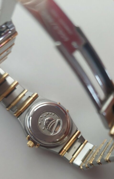 コンステーション（高級時計）の商品画像 - 査定依頼日：2026年2月25日 - 最高査定価格：250,000円