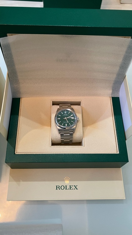 Oyster perpetual 36mm（高級時計）の商品画像 - 査定依頼日：2025年10月12日 - 最高査定価格：1,350,000円