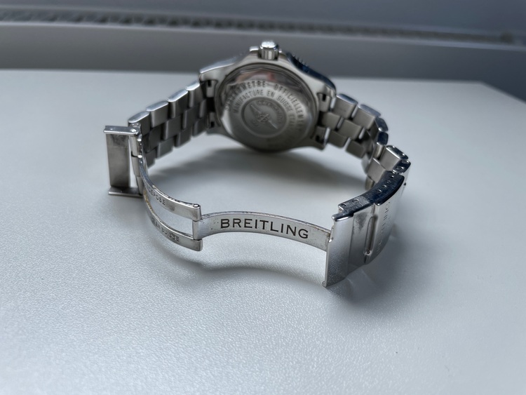 アビスオレンジ（高級時計）の商品画像 - 査定依頼日：2025年8月23日 - 最高査定価格：250,000円