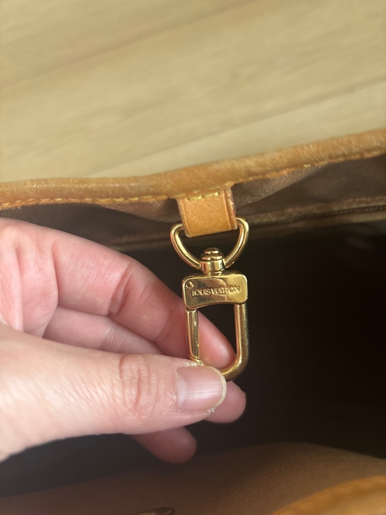 ルイヴィトン モノグラム （ブランドバッグ）の商品画像 - 査定依頼日：2026年2月14日 - 最高査定価格：115,000円