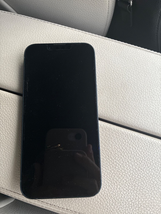 iPhone iPhone 14 128GB Softbank（スマホ）の商品画像 - 査定依頼日：2026年7月25日 - 最高査定価格：50,000円