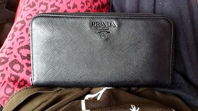 プラダ  （ブランドバッグ）の商品画像 - 査定依頼日：2025年5月18日 - 最高査定価格：30,000円