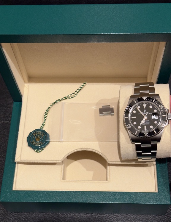 ロレックス サブマリーナー 126610（高級時計）の商品画像 - 査定依頼日：2025年7月27日 - 最高査定価格：2,000,000円