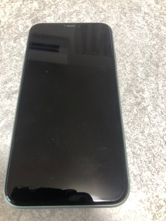 アイホン11（スマホ）の商品画像 - 査定依頼日：2026年9月2日 - 最高査定価格：17,500円