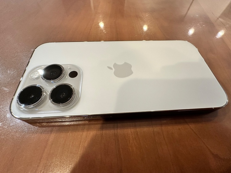 iPhone iPhone 14 Pro 256GB 楽天モバイル（スマホ）の商品画像 - 査定依頼日：2026年9月26日 - 最高査定価格：75,000円