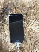 iPhone iPhone SE (第 2 世代) 128GB au（スマホ）の商品画像 - 査定依頼日：2026年9月18日 - 最高査定価格：9,000円