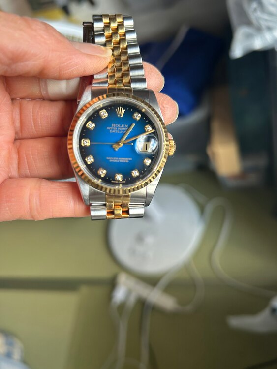 ロレックス デイトナ （高級時計）の商品画像 - 査定依頼日：2024年12月16日 - 最高査定価格：1,100,000円