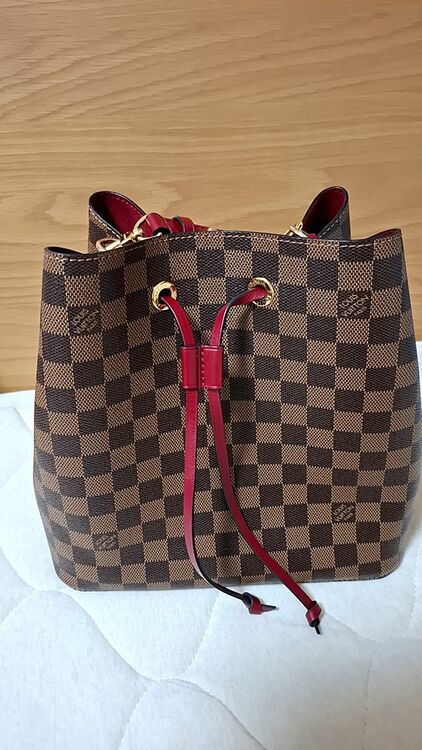 バックと財布とキーケース（ブランドバッグ）の商品画像 - 査定依頼日：2025年6月18日 - 最高査定価格：355,000円