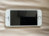 iPhone5S 64G シルバー　ジャンク（スマホ）の商品画像 - 査定依頼日：2020年6月5日 - 最高査定価格：1,000円