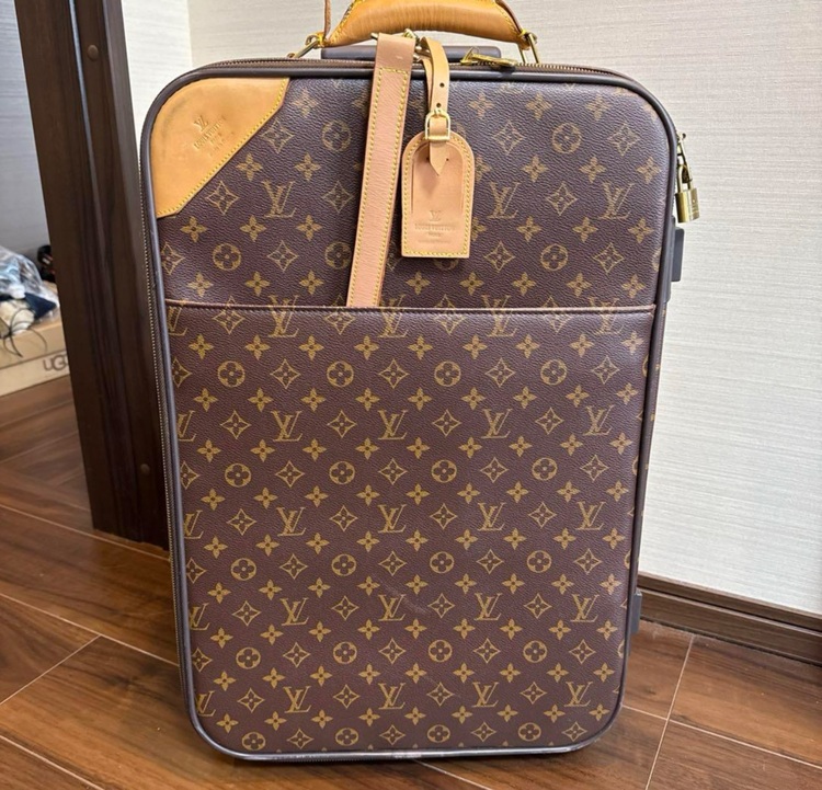 ルイヴィトン　モノグラム　ペガス70 キャリーバッグ スーツケース（ブランドバッグ）の商品画像 - 査定依頼日：2025年7月18日 - 最高査定価格：40,000円