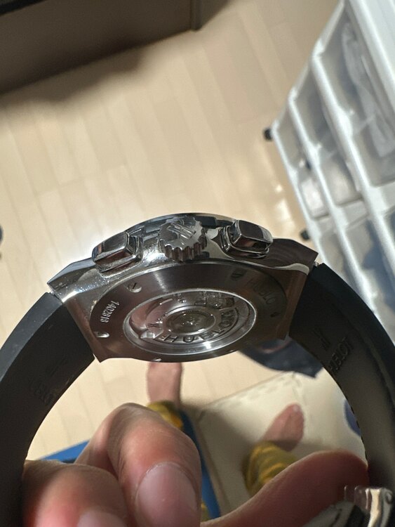  クラシックフュージョン アエロフュージョン クロノグラフ チタニウム （高級時計）の商品画像 - 査定依頼日：2025年1月21日 - 最高査定価格：880,000円