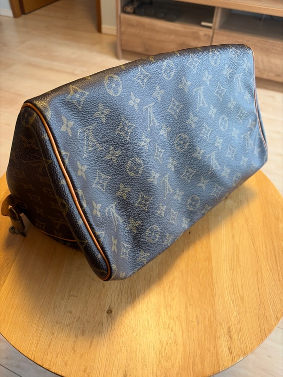 スピーディー30（古着・ファッション）の商品画像 - 査定依頼日：2026年3月29日 - 最高査定価格：35,000円