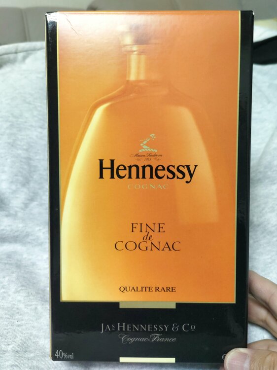 ブランデー ヘネシー （お酒）の商品画像 - 査定依頼日：2026年2月13日 - 最高査定価格：6,000円