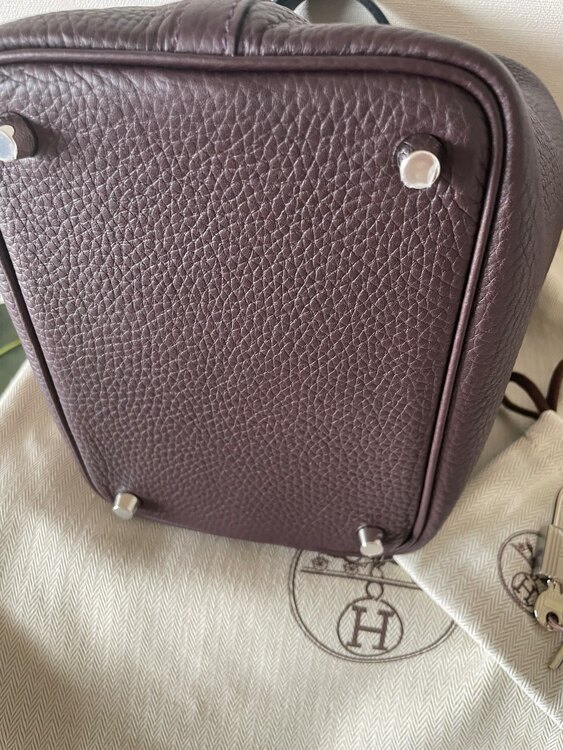 ピコタンロック（ブランドバッグ）の商品画像 - 査定依頼日：2025年5月27日 - 最高査定価格：400,000円