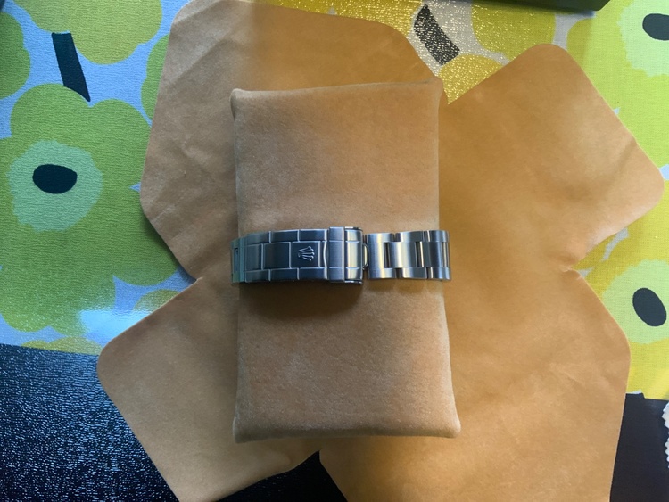 ロレックス シードゥエラー 1660（高級時計）の商品画像 - 査定依頼日：2026年3月22日 - 最高査定価格：1,500,000円