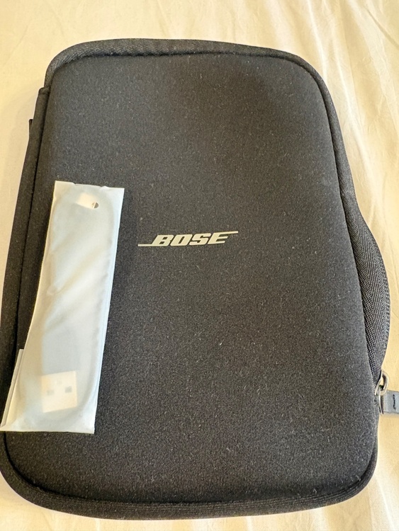 QuietComfort 45 headphones（オーディオ・スピーカー）の商品画像 - 査定依頼日：2026年3月29日 - 最高査定価格：6,100円