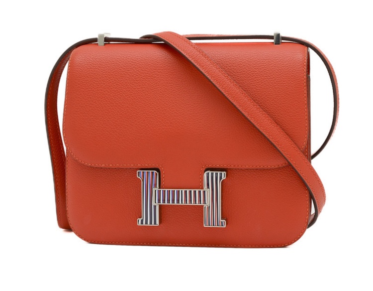 HERMES コンスタンス24（ブランドバッグ）の商品画像 - 査定依頼日：2025年8月11日 - 最高査定価格：1,300,000円