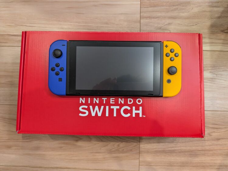 NINTENDO SWITCH（ゲーム機本体・ゲームソフト）の商品画像 - 査定依頼日：2025年6月9日 - 最高査定価格：11,000円