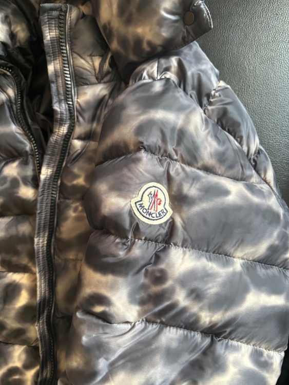 ダウン（古着・ファッション）の商品画像 - 査定依頼日：2026年1月19日 - 最高査定価格：25,000円