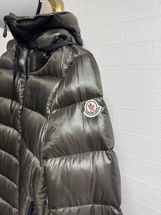 スイエン（古着・ファッション）の商品画像 - 査定依頼日：2025年11月16日 - 最高査定価格：37,400円