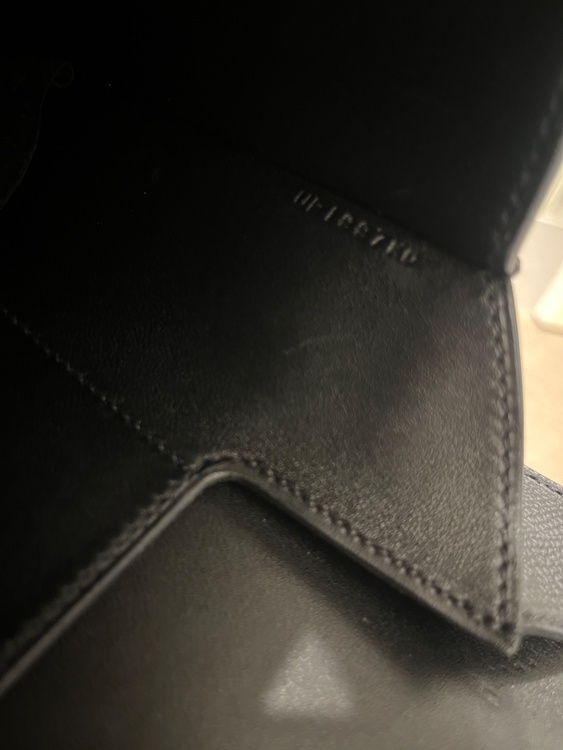 デッラ・カヴァッレリア ミニ　エプソン　BLACK　GD金具　U刻印（ブランドバッグ）の商品画像 - 査定依頼日：2026年7月24日 - 最高査定価格：800,000円