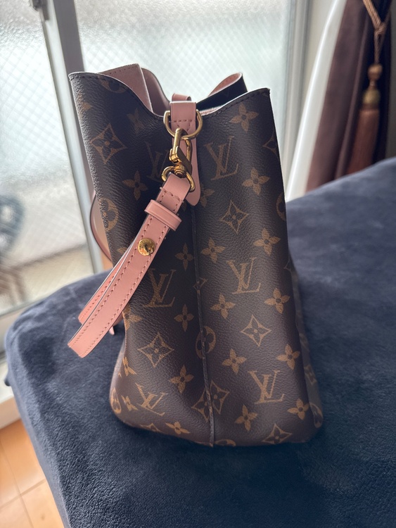 ルイヴィトン　ネオノエ（ブランドバッグ）の商品画像 - 査定依頼日：2026年3月6日 - 最高査定価格：210,000円