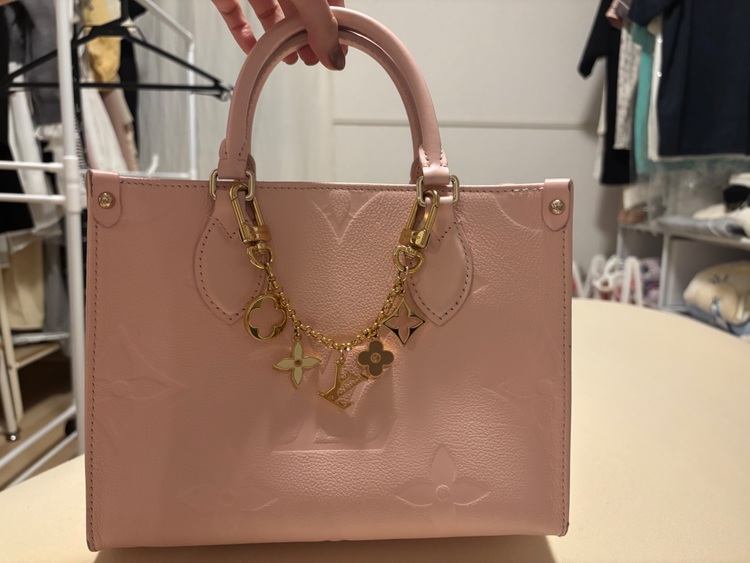 オンザゴーpm（ブランドバッグ）の商品画像 - 査定依頼日：2025年10月3日 - 最高査定価格：310,000円