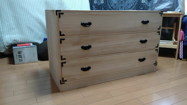 クローゼット用桐チェスト（3段）（家具・寝具）の商品画像 - 査定依頼日：2025年10月29日 - 最高査定価格：3,000円