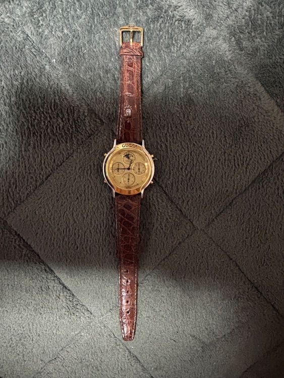 GUCCI ムーンフェイズ クロノグラフ（高級時計）の商品画像 - 査定依頼日：2025年12月19日 - 最高査定価格：15,000円