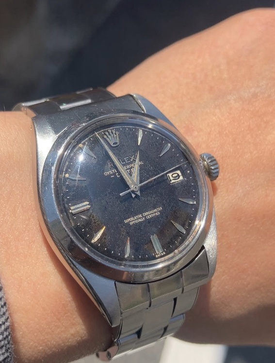 Rolex OYSTER PERPETUAL DATE Ref.1500（高級時計）の商品画像 - 査定依頼日：2025年12月10日 - 最高査定価格：400,000円