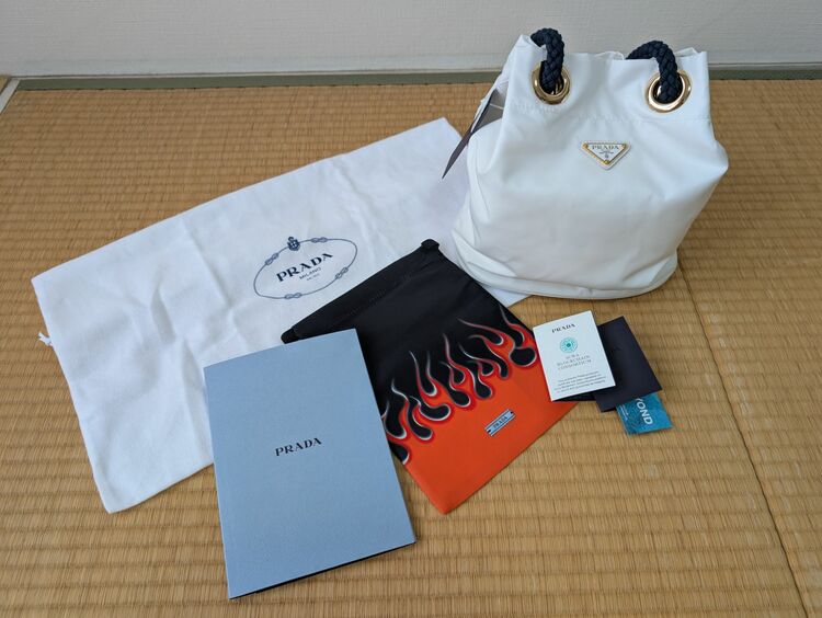 プラダ  （ブランドバッグ）の商品画像 - 査定依頼日：2025年12月3日 - 最高査定価格：160,000円