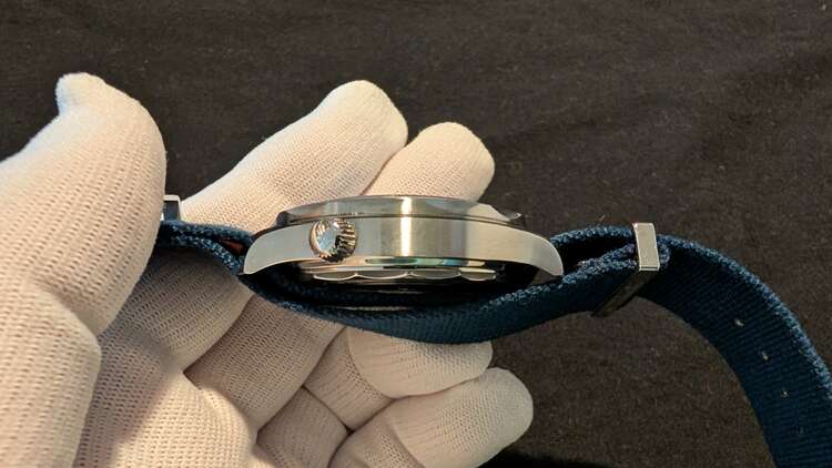 オメガ シーマスター 2103042200300（高級時計）の商品画像 - 査定依頼日：2025年3月30日 - 最高査定価格：660,000円