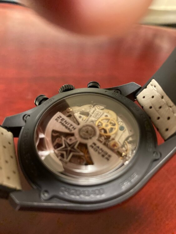 ゼニス エルプリメロ 20.2040.2（高級時計）の商品画像 - 査定依頼日：2025年4月23日 - 最高査定価格：440,000円