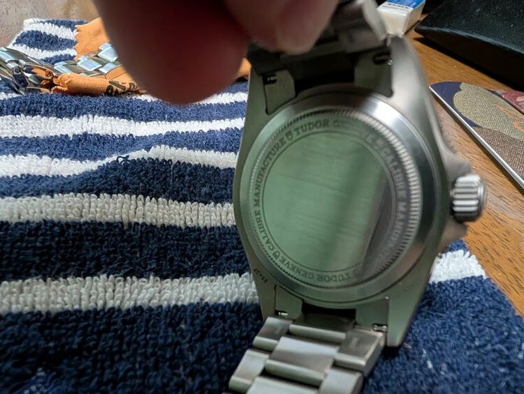 チューダー ベラゴス 25407N（高級時計）の商品画像 - 査定依頼日：2025年8月17日 - 最高査定価格：450,000円