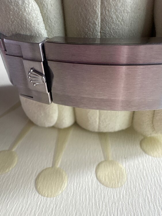 ロレックス シードゥエラー 11666（高級時計）の商品画像 - 査定依頼日：2025年5月18日 - 最高査定価格：1,300,000円