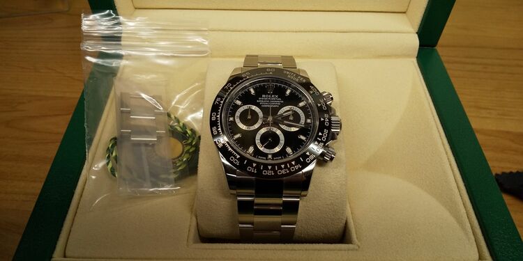 116500LN 黒文字盤（高級時計）の商品画像 - 査定依頼日：2025年6月24日 - 最高査定価格：3,600,000円