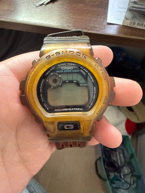 G-SHOCK MR-G（高級時計）の商品画像 - 査定依頼日：2026年8月27日 - 最高査定価格：1,000円