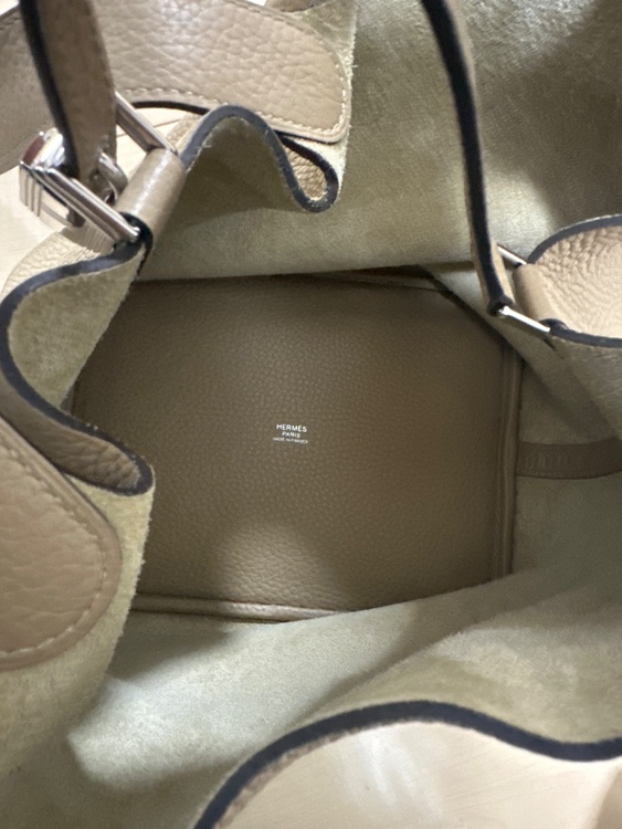 エルメス ピコタン （ブランドバッグ）の商品画像 - 査定依頼日：2025年12月19日 - 最高査定価格：400,000円