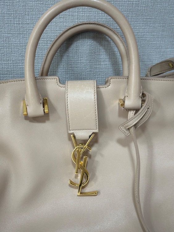 YSL ベイビーカバス（ブランドバッグ）の商品画像 - 査定依頼日：2025年12月2日 - 最高査定価格：88,000円