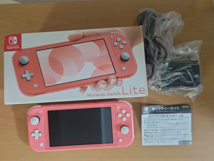 Nintendo Switch Lite（ゲーム機本体・ゲームソフト）の商品画像 - 査定依頼日：2025年12月28日 - 最高査定価格：8,500円