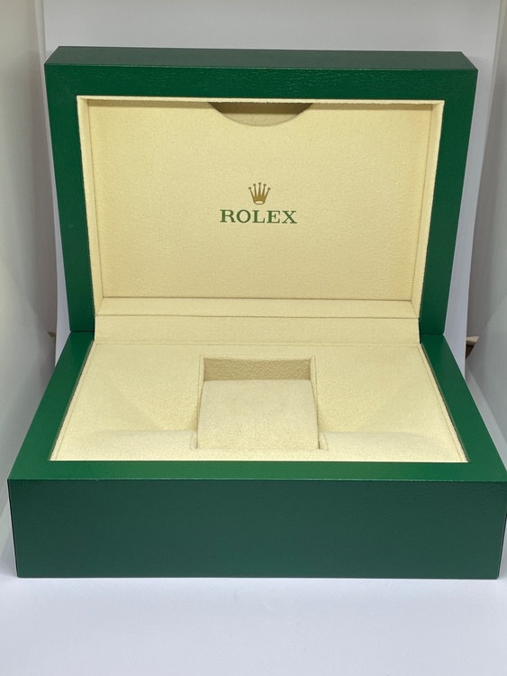 ロレックス シードゥエラー 12660（高級時計）の商品画像 - 査定依頼日：2026年1月11日 - 最高査定価格：1,900,000円