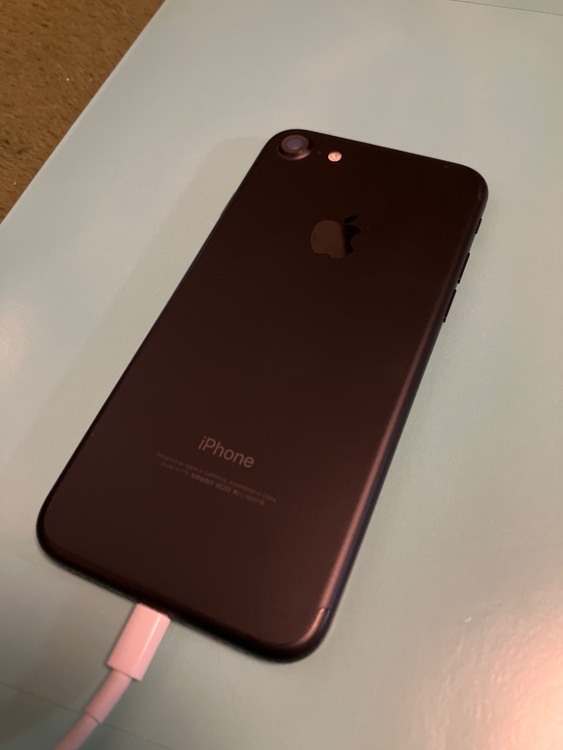 iphone7（スマホ）の商品画像 - 査定依頼日：2026年2月19日 - 最高査定価格：4,500円