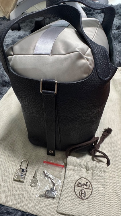 エルメス ピコタン （ブランドバッグ）の商品画像 - 査定依頼日：2025年10月22日 - 最高査定価格：510,000円