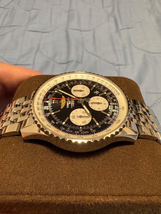 NAVITIMER B01 Japan Special Edition（高級時計）の商品画像 - 査定依頼日：2026年5月7日 - 最高査定価格：720,000円