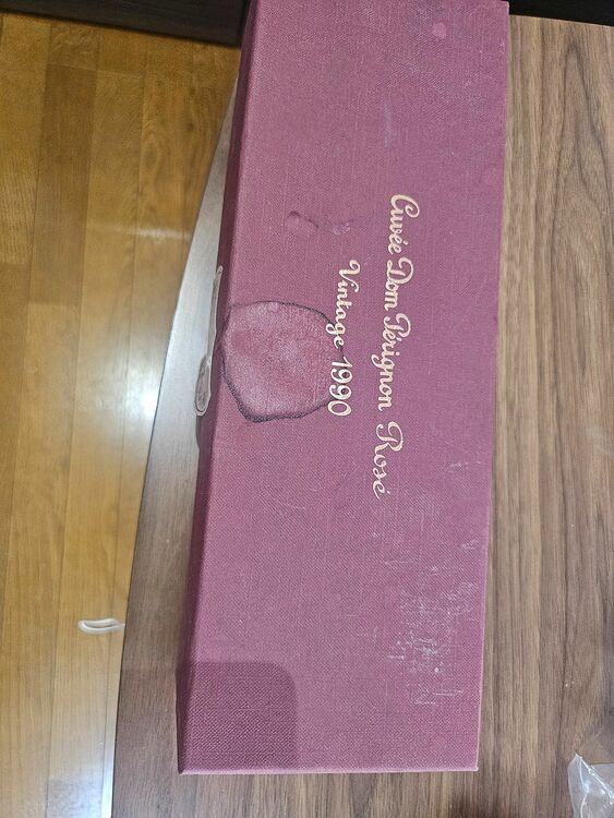 シャンパン ドン・ペリニヨン （お酒）の商品画像 - 査定依頼日：2025年9月21日 - 最高査定価格：30,000円