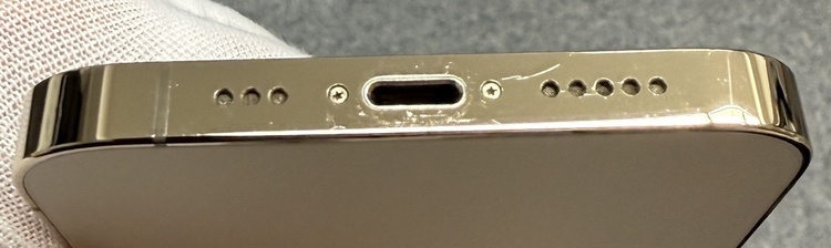 iPhone（スマホ）の商品画像 - 査定依頼日：2026年6月29日 - 最高査定価格：55,000円
