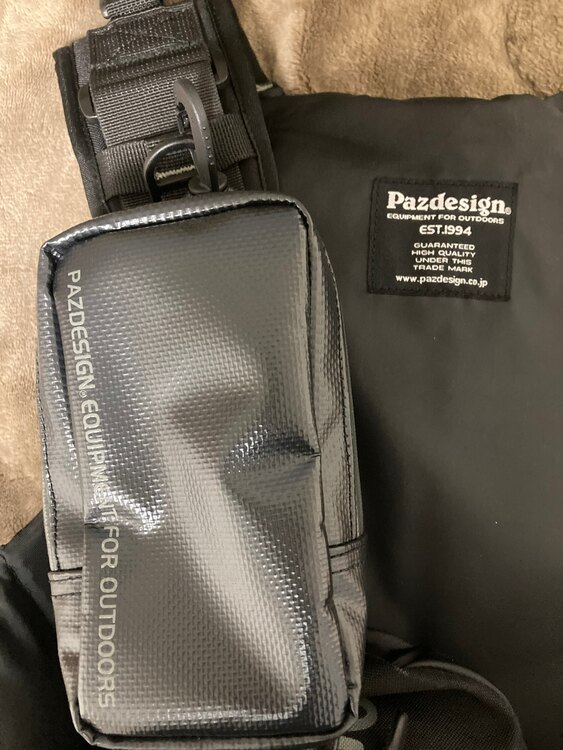 パズデザイン　ライフジャケット（釣具）の商品画像 - 査定依頼日：2024年3月21日