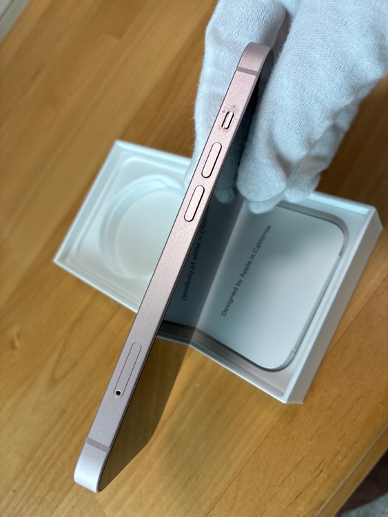 iPhone iPhone 13 128GB SIMフリー（スマホ）の商品画像 - 査定依頼日：2026年5月31日 - 最高査定価格：38,000円