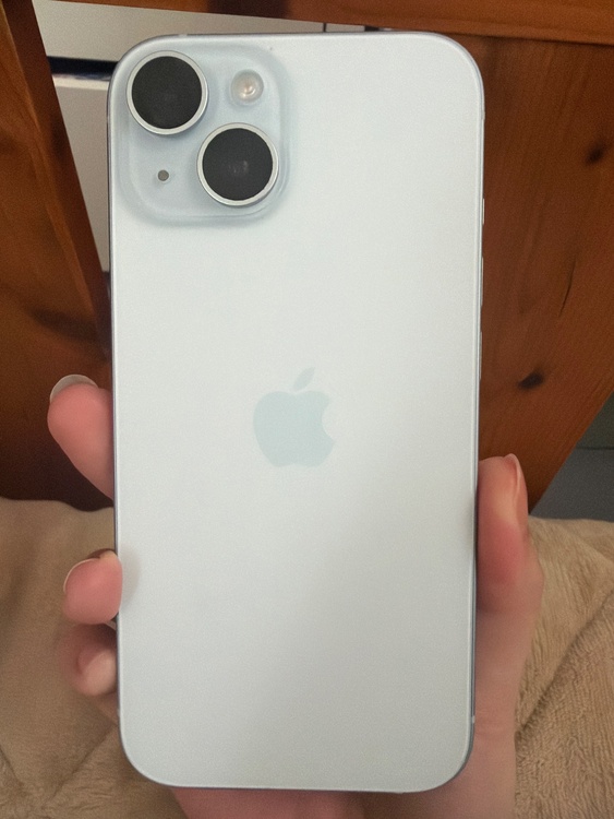 iPhone 15 128GB SIMフリー（スマホ）の商品画像 - 査定依頼日：2026年2月28日 - 最高査定価格：54,000円